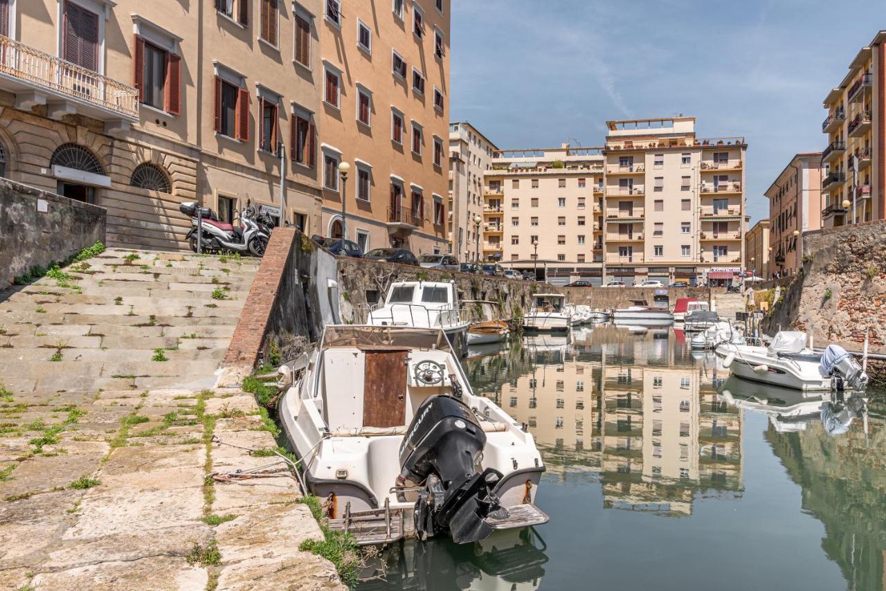Piccola Venezia Canal View Charming Flat Livorno Bagian luar foto
